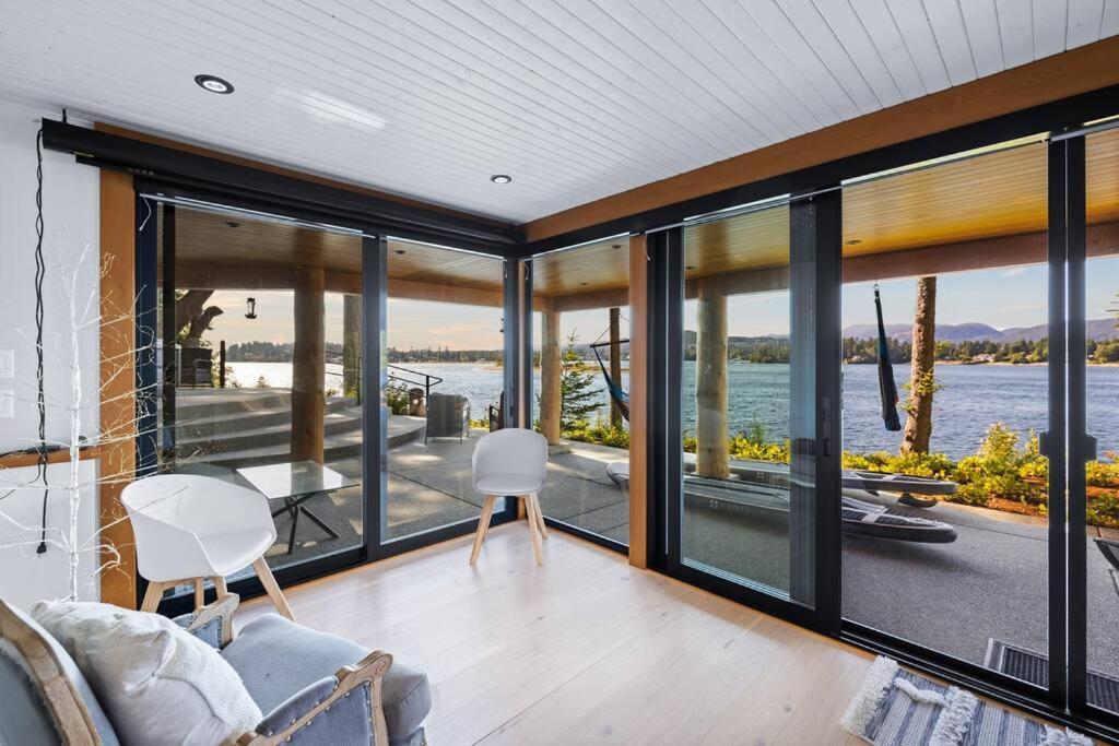 Kingfisher Manor Villa Sooke Exteriör bild