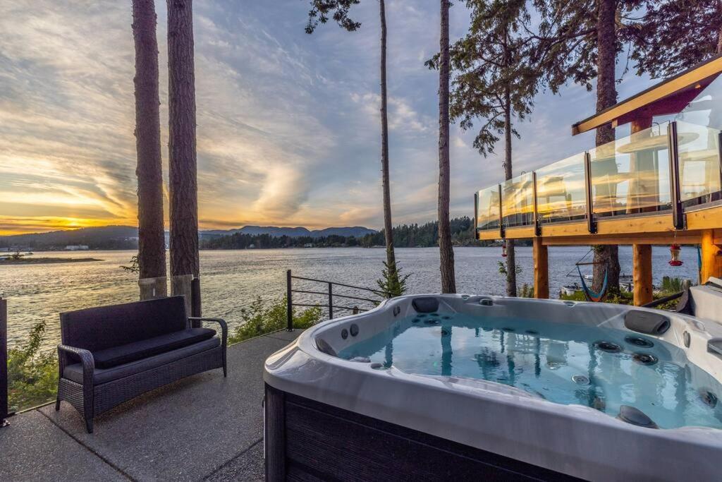 Kingfisher Manor Villa Sooke Exteriör bild