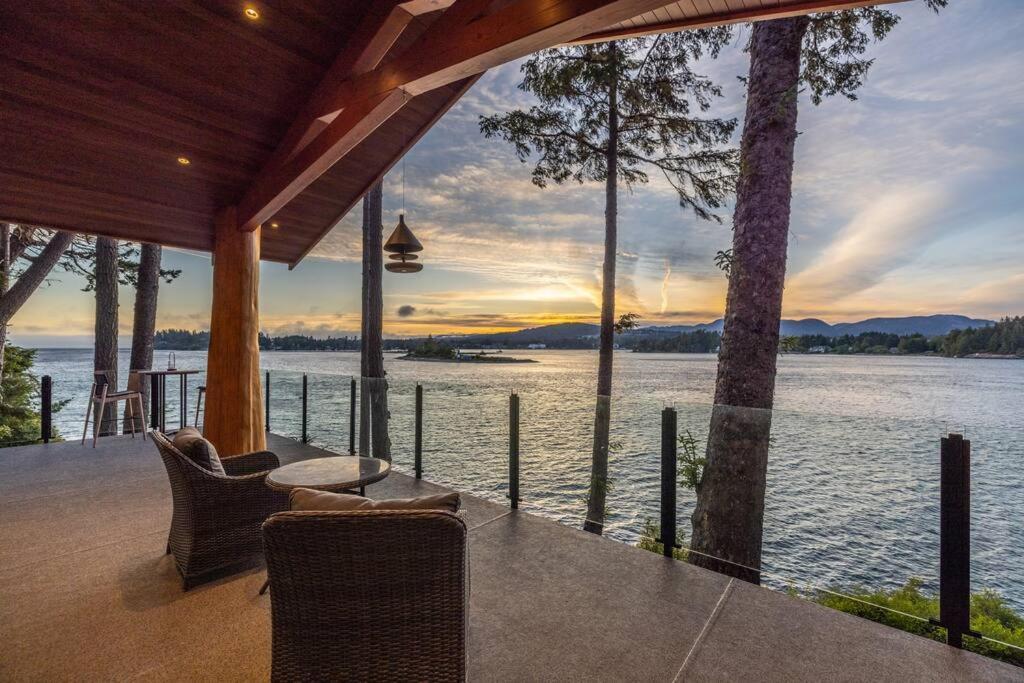 Kingfisher Manor Villa Sooke Exteriör bild